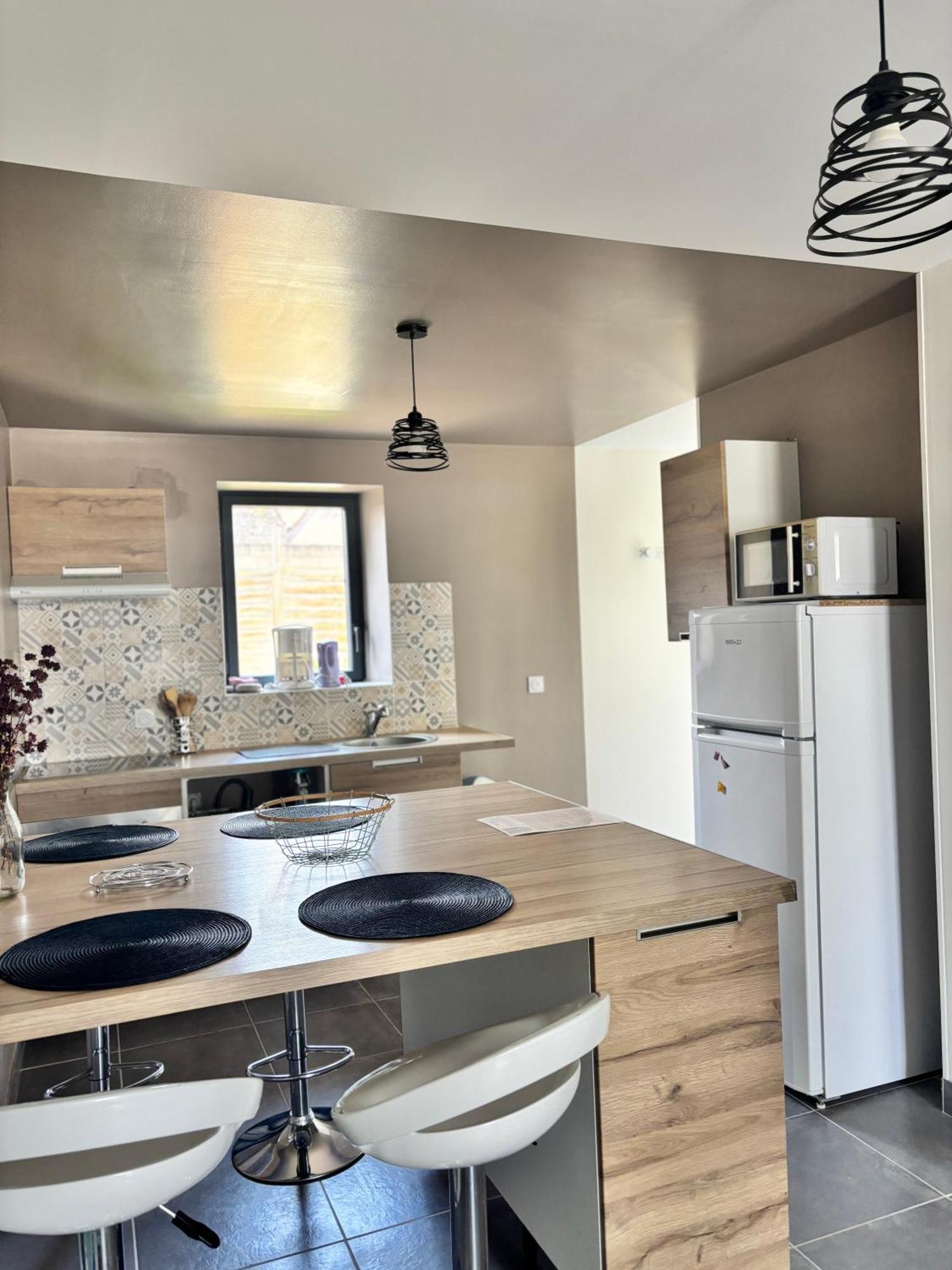 Au Champ Fleuri Apartman Bracieux Kültér fotó